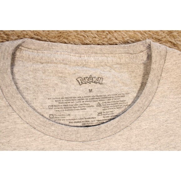 Pokemon Pikachu Peeking Graphic Tee T-Shirt Boys (M) Gray Cotton Licensed NWOT - Picture 4 of 8